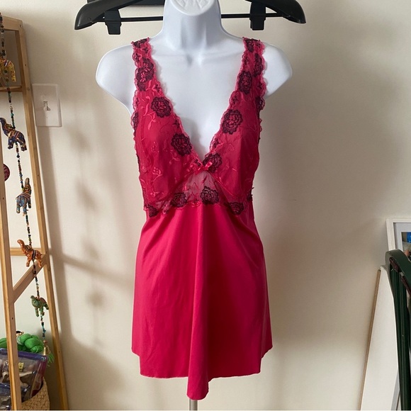Torrid Fuchsia & Black Lace Babydoll Slip Dress Whimsigoth Chemise Barbiecore 2X - Picture 1 of 11